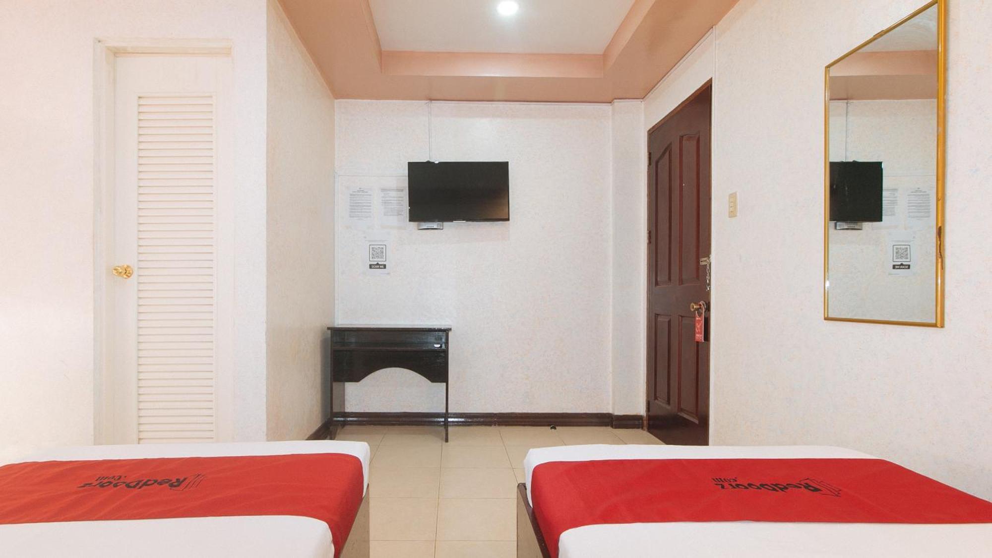 OYO 426 Coco Grove Tourist Inn Panglao Exterior foto